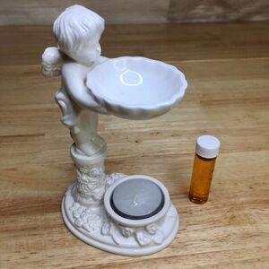 Cherub Fragrance Oil Diffuser with oil